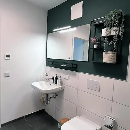 Moderne Mit Loggia - Neubau 2023 דירה