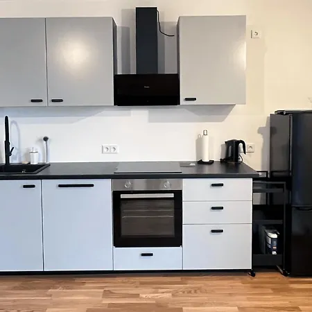 Moderne Mit Loggia - Neubau 2023 * ברגיש גלאדבך